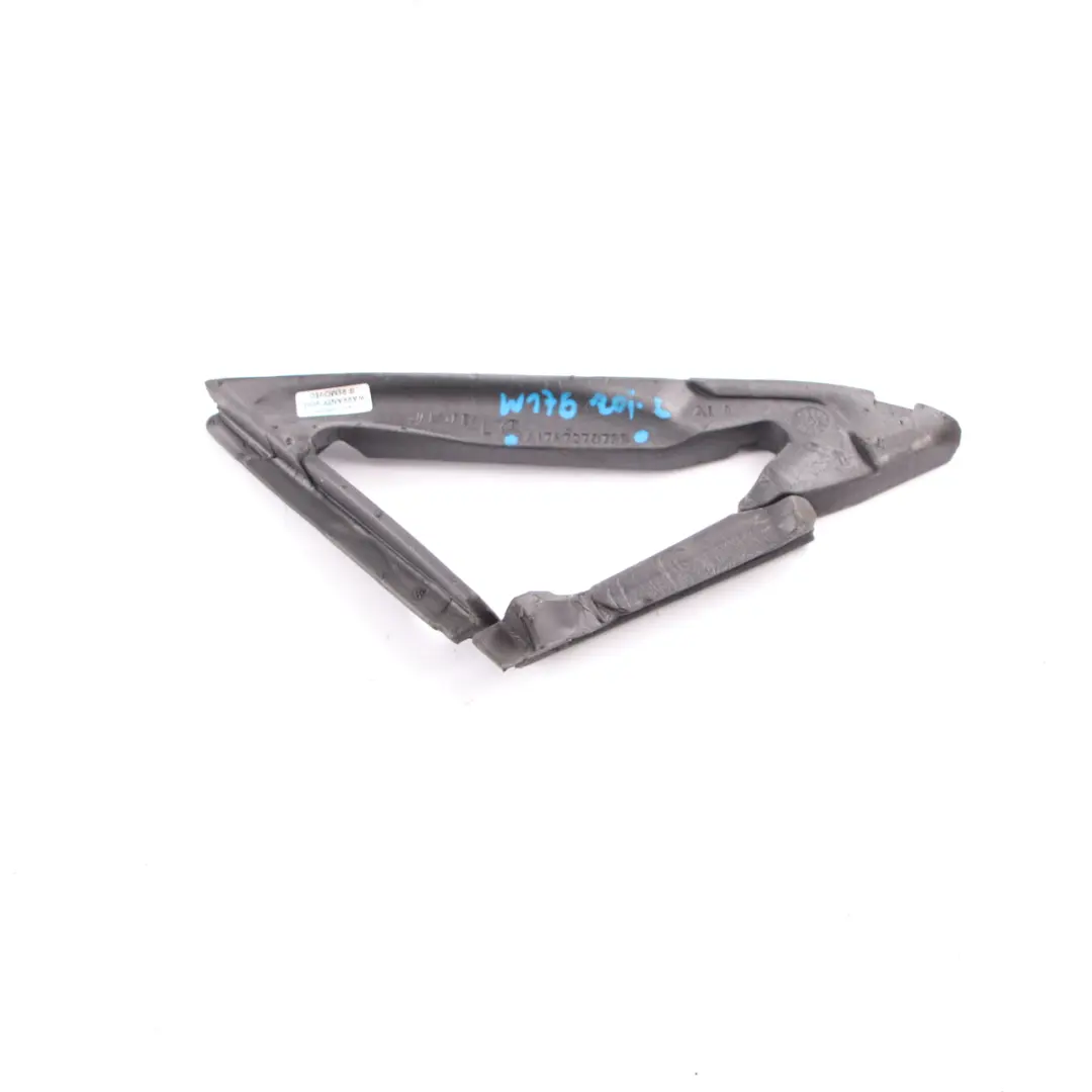Sello Espejo Retroviso Aislamiento Triángulo Izquierdo para Mercedes W176 con número de pieza A1767270788 Mercedes W176 Sello Espejo Retroviso Aislamiento Triángulo Izquierdo - SKU A1767270788 - Número de pieza A1767270788