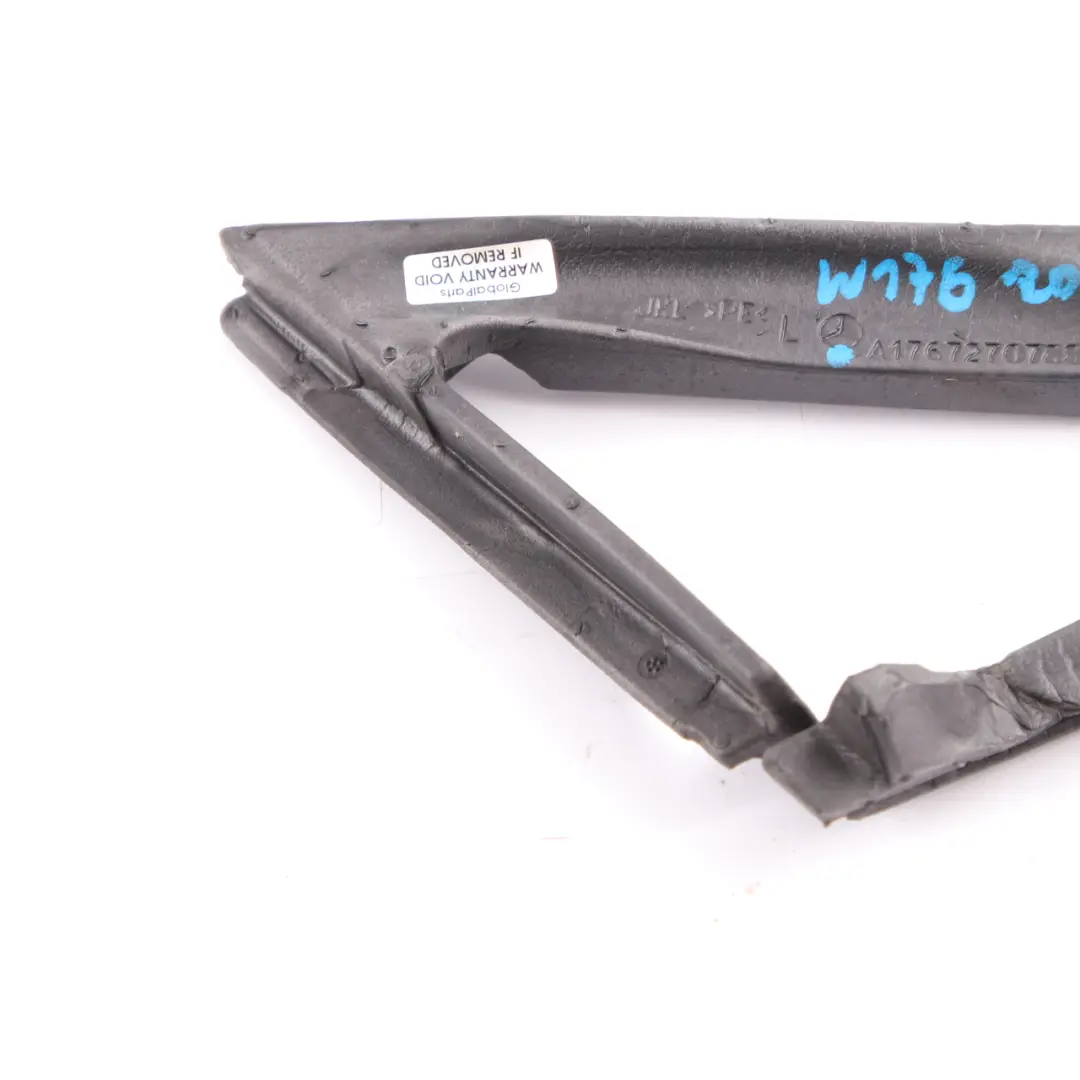 Guarnizione Specchietto isolante triangolo sinistro per Mercedes W176 con numero di parte A1767270788 Mercedes W176 Guarnizione Specchietto isolante triangolo sinistro - SKU A1767270788 - Numero di parte A1767270788