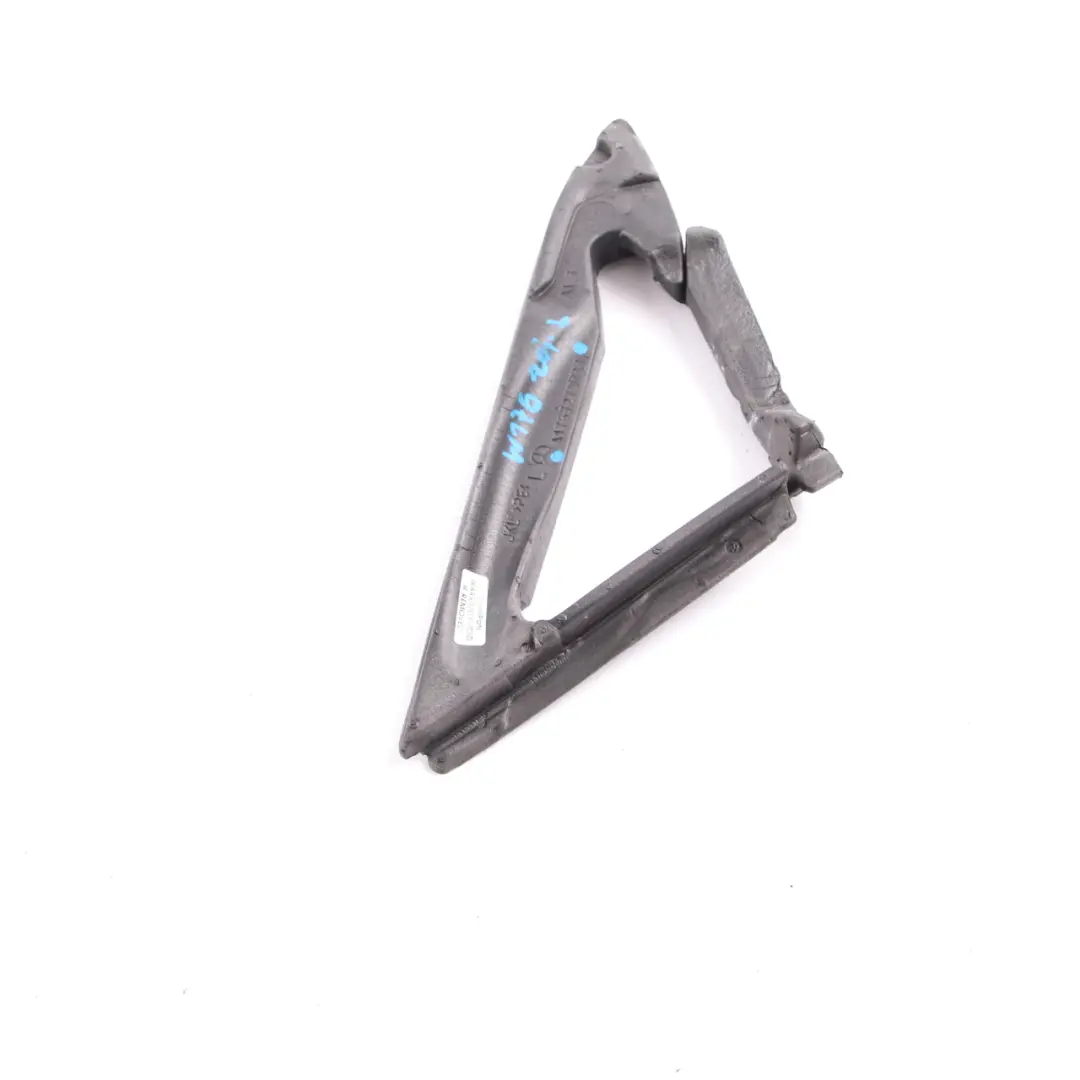 Guarnizione Specchietto isolante triangolo sinistro per Mercedes W176 con numero di parte A1767270788 Mercedes W176 Guarnizione Specchietto isolante triangolo sinistro - SKU A1767270788 - Numero di parte A1767270788