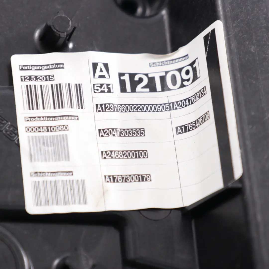 Mercedes W176 Elevalunas Base Trasero Izquierdo Embellecedor Tarjeta Puerta - SKU A1767300179-1 - Número de pieza A1767300179