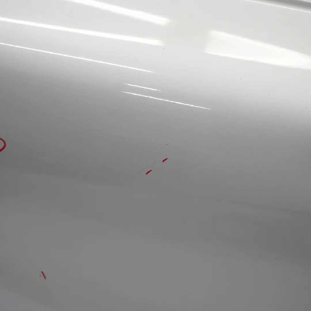 Puerta Trasera Derecha Plata Polar Metalizado - 761 para Mercedes W176 con número de pieza A1767300205 Mercedes W176 Puerta Trasera Derecha Plata Polar Metalizado - 761 - SKU A1767300205-PLS2 - Número de pieza A1767300205