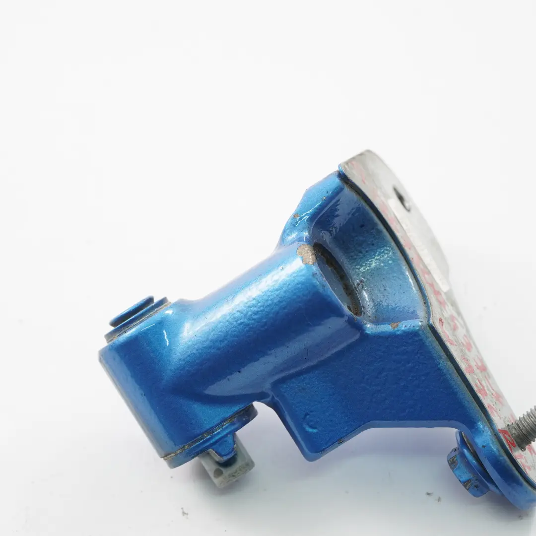 Bisagra Inferior Puerta Trasera Derecha South Sea Blue 162 para Mercedes W176 con número de pieza A1767300437 Mercedes W176 Bisagra Inferior Puerta Trasera Derecha South Sea Blue 162 - SKU A1767300437-SSB - Número de pieza A1767300437