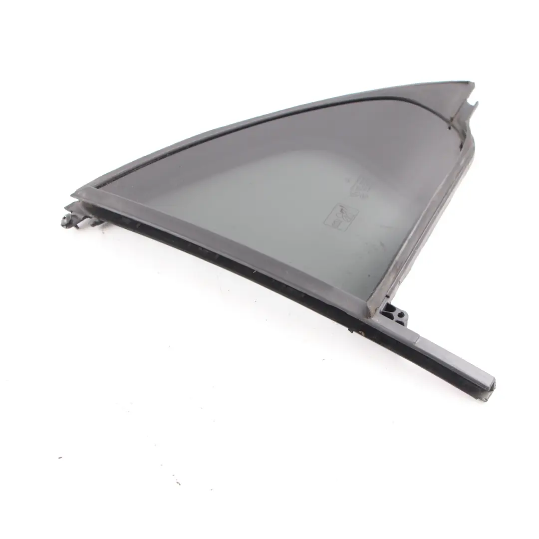 Mercedes W176 Vitrage Porte Arrière Quartier Gauche Teinté AS3 - SKU A1767300500 - Numéro de pièce A1767300500