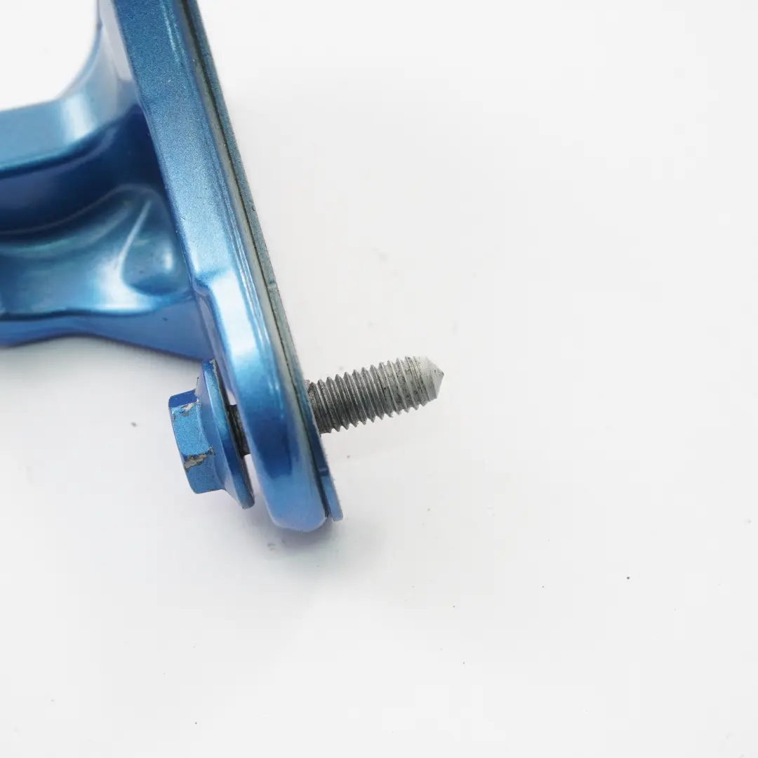 Hinten links Tür oben oberes Scharnier South Seas Blue Blau - 162 für Mercedes W176 mit Teilenummer A1767300537 Mercedes W176 Hinten links Tür oben oberes Scharnier South Seas Blue Blau - 162 - SKU A1767300537-SSB - Teilenummer A1767300537