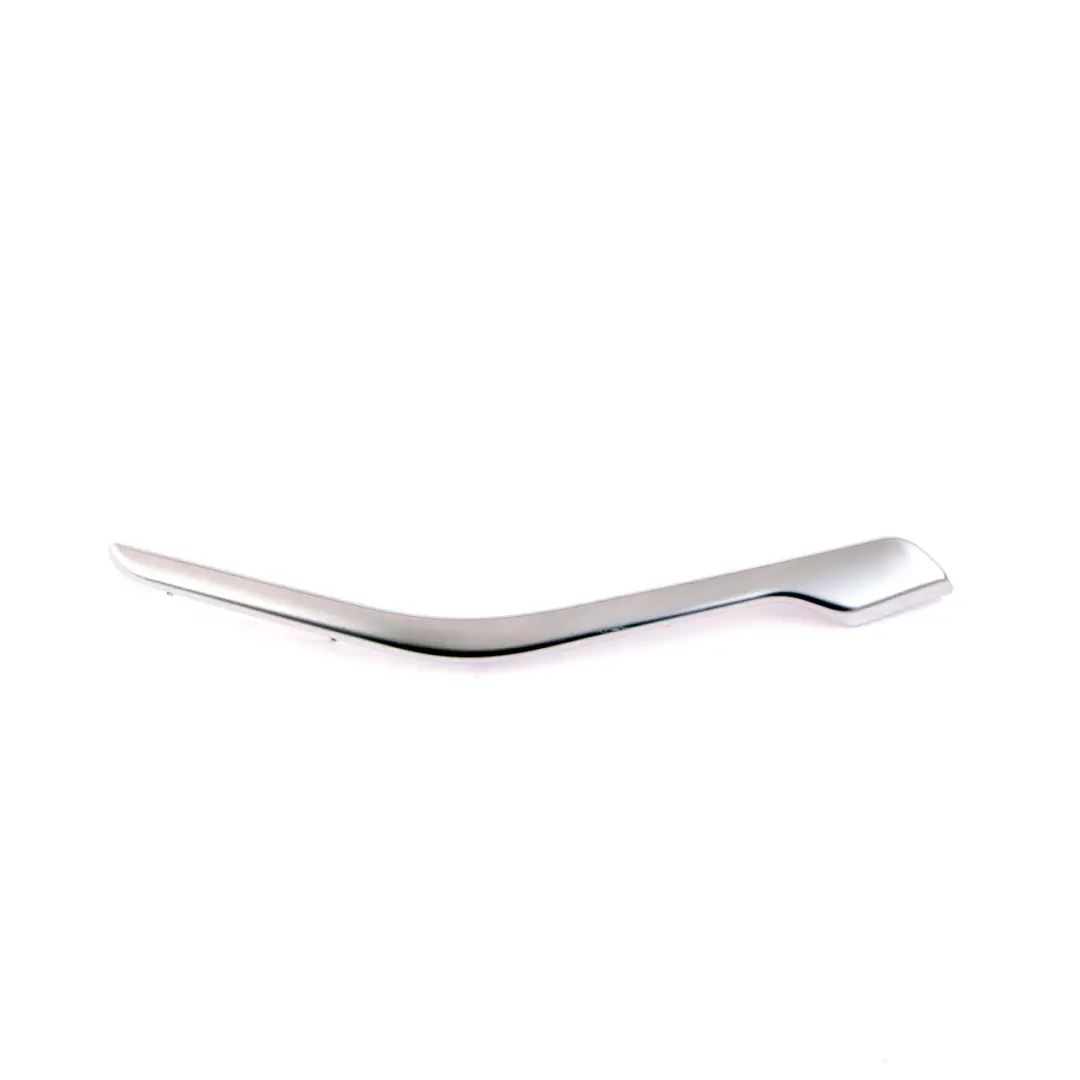 Apoyabrazos trasero izquierdo cromado para Mercedes W176 con número de pieza A1767301122 Mercedes W176 Apoyabrazos trasero izquierdo cromado - SKU A1767301122 - Número de pieza A1767301122