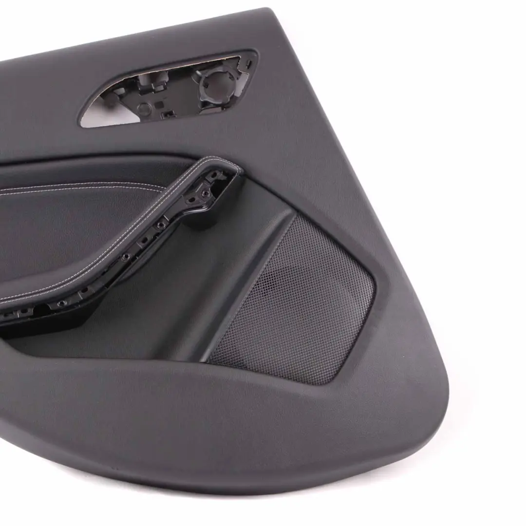 Mercedes W246 Panneau d'habillage de carte de porte arrière gauche Cuir Noir - SKU A2467300362 - Numéro de pièce A2467300362