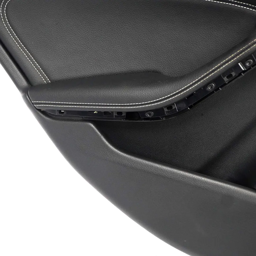 Türverkleidung hinten links Abdeckung Blende Leder Schwarz für Mercedes W246 mit Teilenummer A2467300362 Mercedes W246 Türverkleidung hinten links Abdeckung Blende Leder Schwarz - SKU A2467300362 - Teilenummer A2467300362