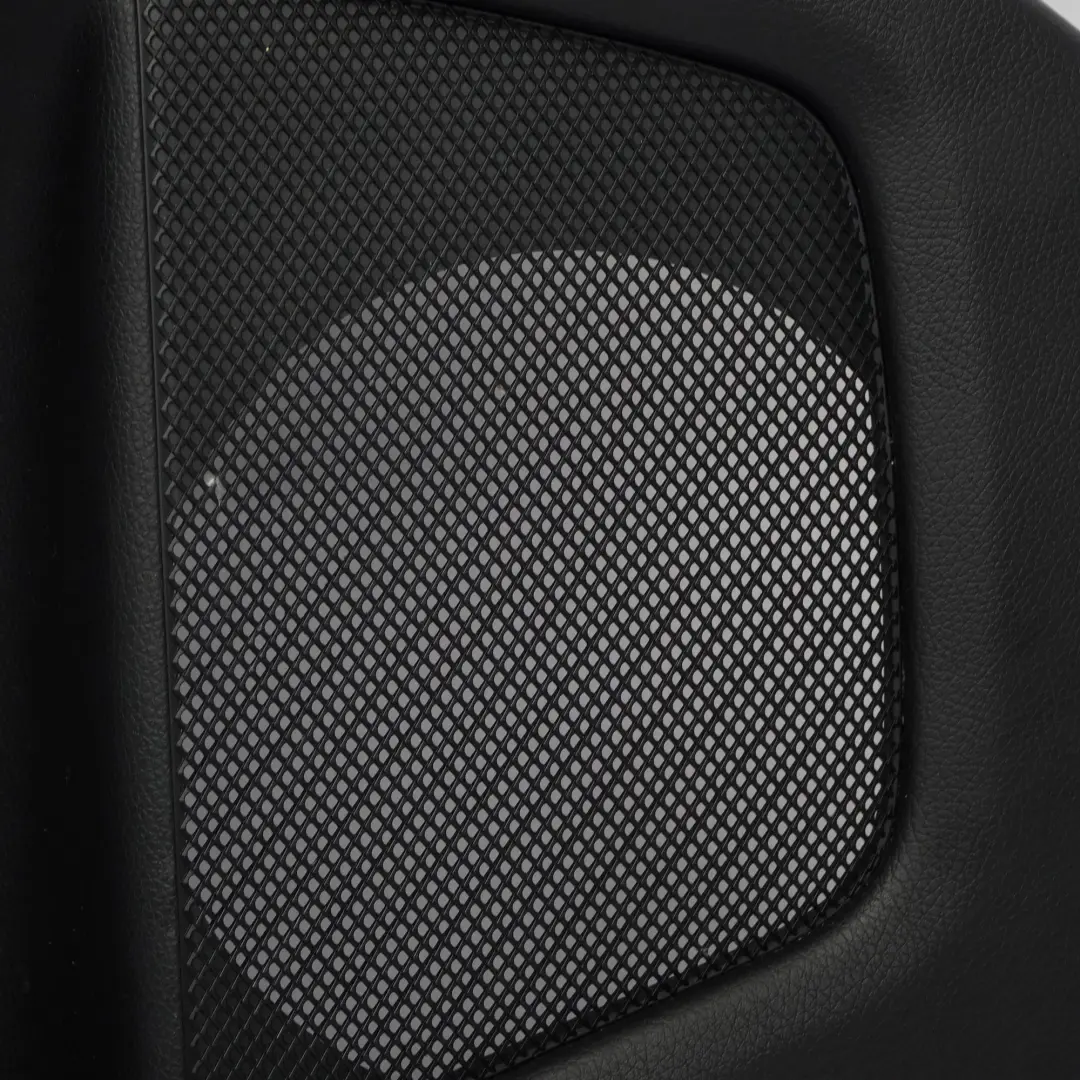 Tarjeta de puerta trasera izquierda Cubierta cuero negro para Mercedes W246 con número de pieza A2467300362 Mercedes W246 Tarjeta de puerta trasera izquierda Cubierta cuero negro - SKU A2467300362 - Número de pieza A2467300362