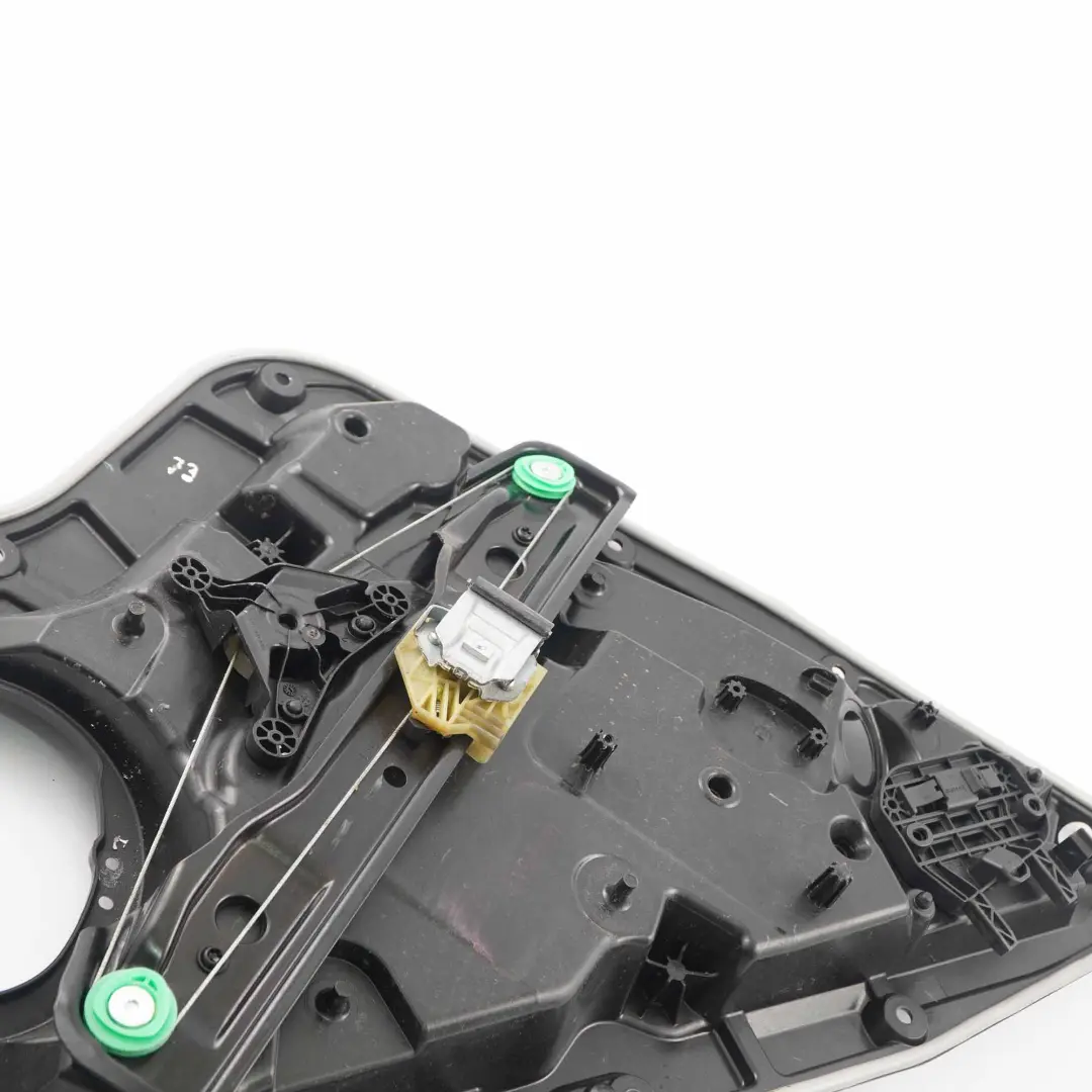 Regulator Podnośnik Szyby Tylny Lewy Panel Drzwi do Mercedes W176 o numerze A1767303800 Mercedes W176 Regulator Podnośnik Szyby Tylny Lewy Panel Drzwi - SKU A1767303800-1 - Numer Części A1767303800