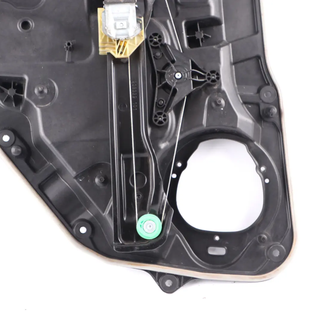 Mercedes W176 Mechanizm Podnośnik Szyby Prawy Tył - SKU A1767304400-1 - Numer Części A1767304400