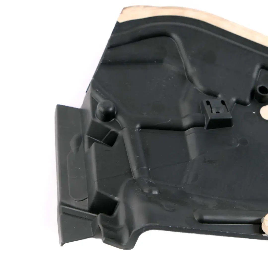 Porta Posteriore Sinistra Scarico Acqua Coperchio Isolamento per Mercedes W176 con numero di parte A1767304400 Mercedes W176 Porta Posteriore Sinistra Scarico Acqua Coperchio Isolamento - SKU A1767320195 - Numero di parte A1767304400