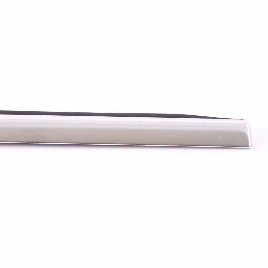 Mercedes W176 Guarnizione parabrezza posteriore sinistro Striscia tenuta Trim - SKU A1767350082 - Numero di parte A1767350082