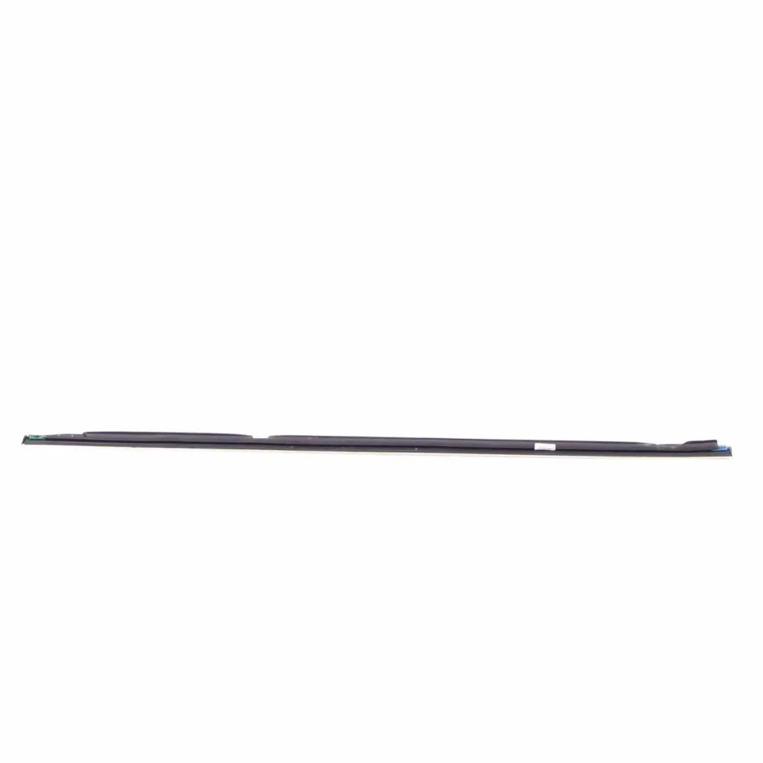 Mercedes W176 joint vitre arrière gauche bande étanchéité garniture - SKU A1767350082 - Numéro de pièce A1767350082