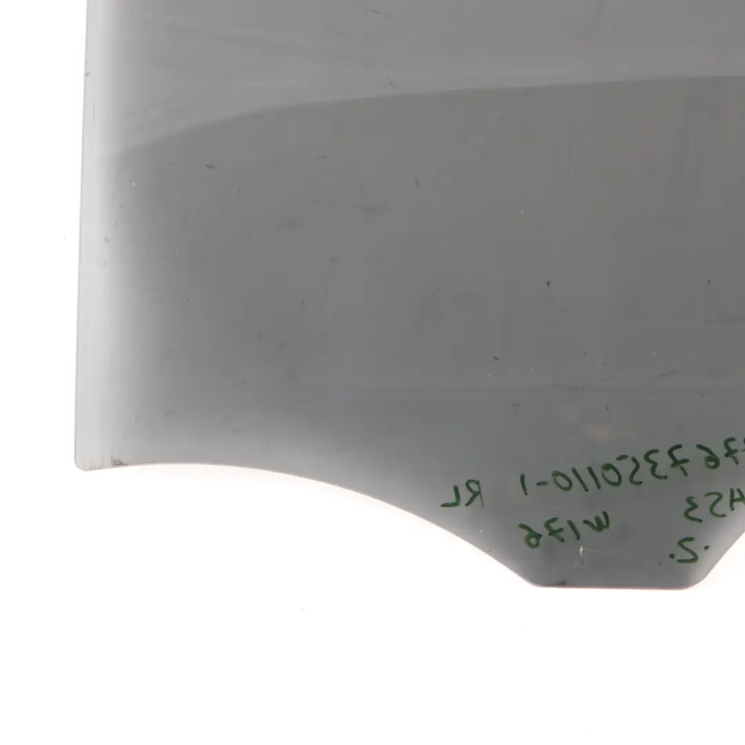 Vitre Porte Arrière Gauche Vitrage Noir AS3 pour Mercedes W176 à propos du numéro de pièce A1767350110 Mercedes W176 Vitre Porte Arrière Gauche Vitrage Noir AS3 - SKU A1767350110-1 - Numéro de pièce A1767350110