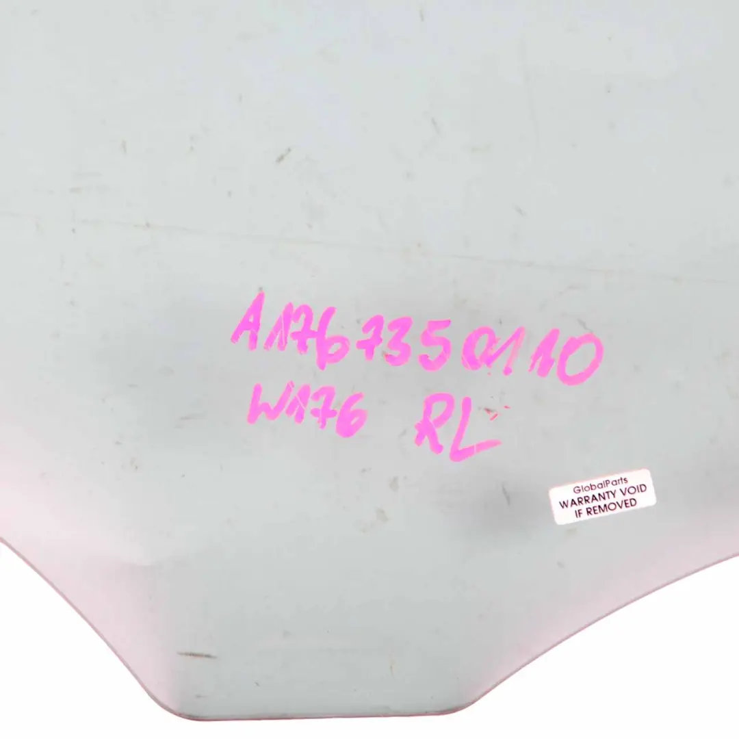 Cristal Puerta Trasera Izquierda Verde AS2 para Mercedes W176 con número de pieza A1767350110 Mercedes W176 Cristal Puerta Trasera Izquierda Verde AS2 - SKU A1767350110 - Número de pieza A1767350110