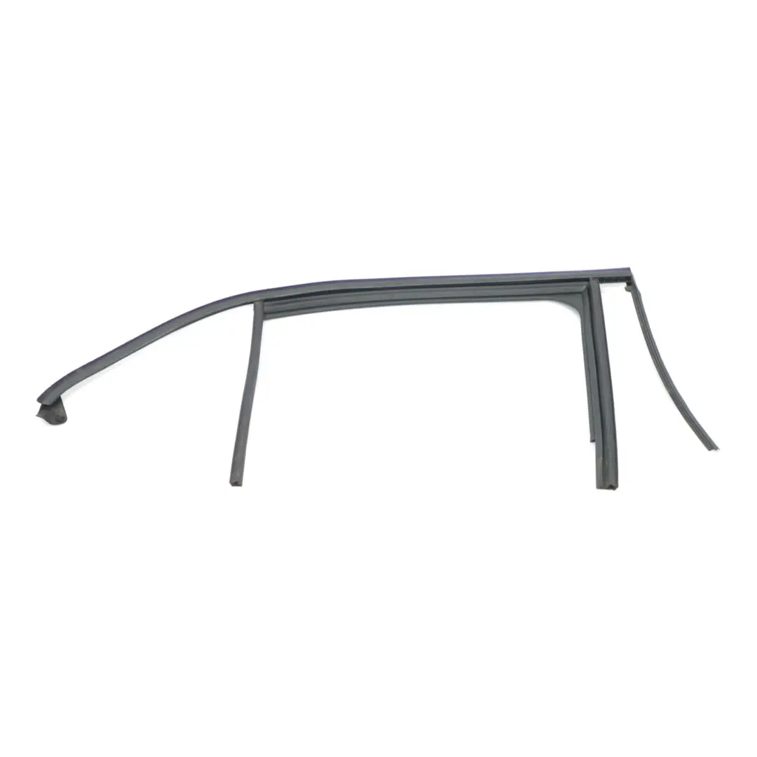 Junta del raíl de la ventana puerta trasera derecha para Mercedes W176 con número de pieza A1767350125 Mercedes W176 Junta del raíl de la ventana puerta trasera derecha - SKU A1767350125 - Número de pieza A1767350125