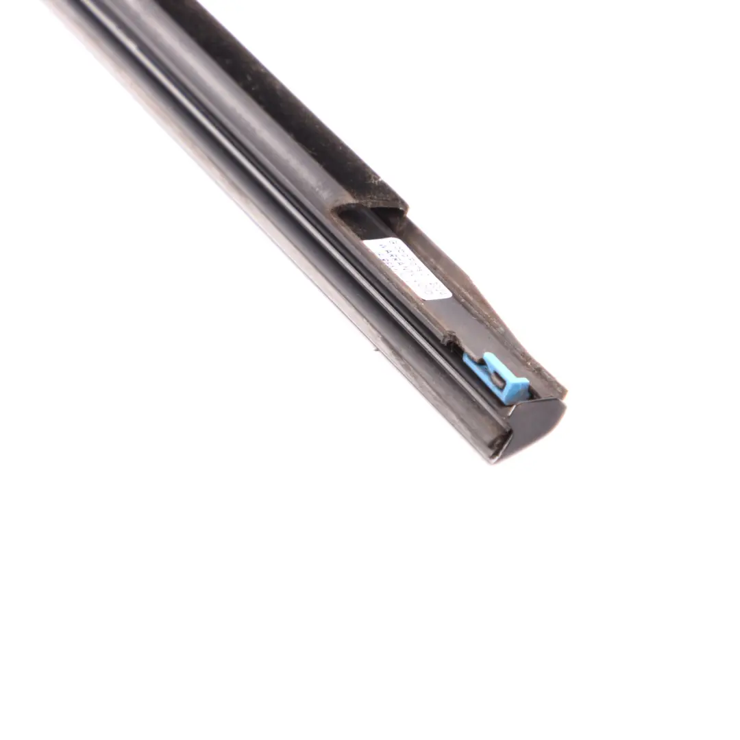 Mercedes W176 Türfensterleiste hinten rechts Zierleiste schwarz - SKU A1767350482 - Teilenummer A1767350482