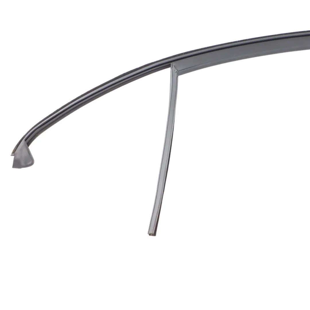 Mercedes W176 Carril guía trasero Junta estanqueidad puerta Goma lado izquierdo - SKU A1767351100 - Número de pieza A1767351100