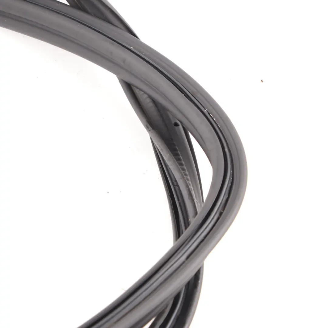 Boot Trunk Tailgate Sealing Frame Gasket Seal to Mercedes W176 with Part number A1767400076 Mercedes W176 Boot Trunk Tailgate Sealing Frame Gasket Seal - SKU A1767400076 - Part number A1767400076