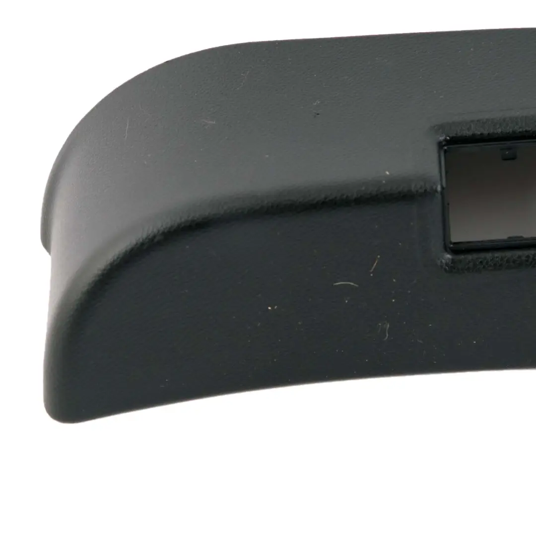 Mercedes W176 Portellone Posteriore Maniglia Trunk Interior Panel - SKU A1767400472 - Numero di parte A1767400472