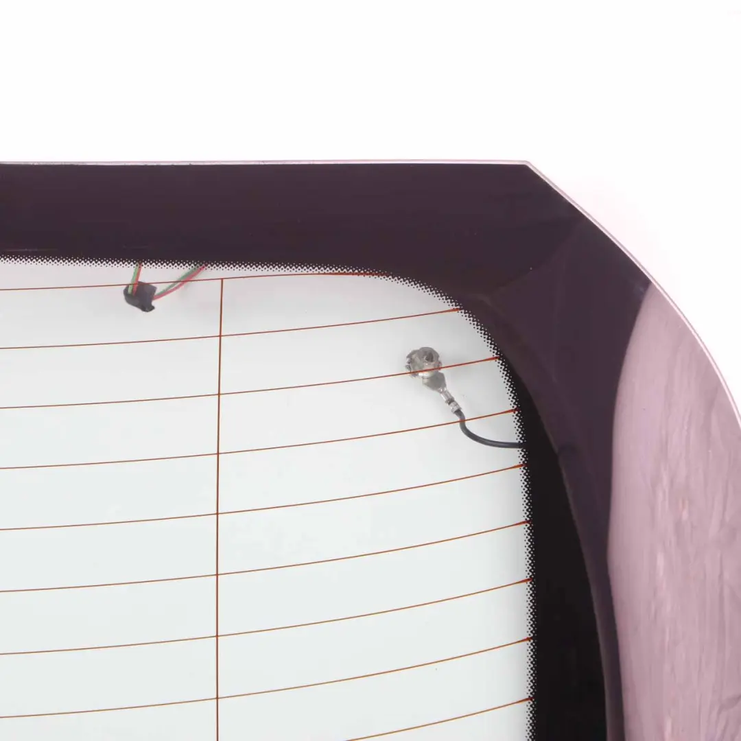 Window Mercedes W176 Tailgate Green Glass Glazing AS2 to Rear with Part number A1767402300 Rear Window Mercedes W176 Tailgate Green Glass Glazing AS2 - SKU A1767402300 - Part number A1767402300