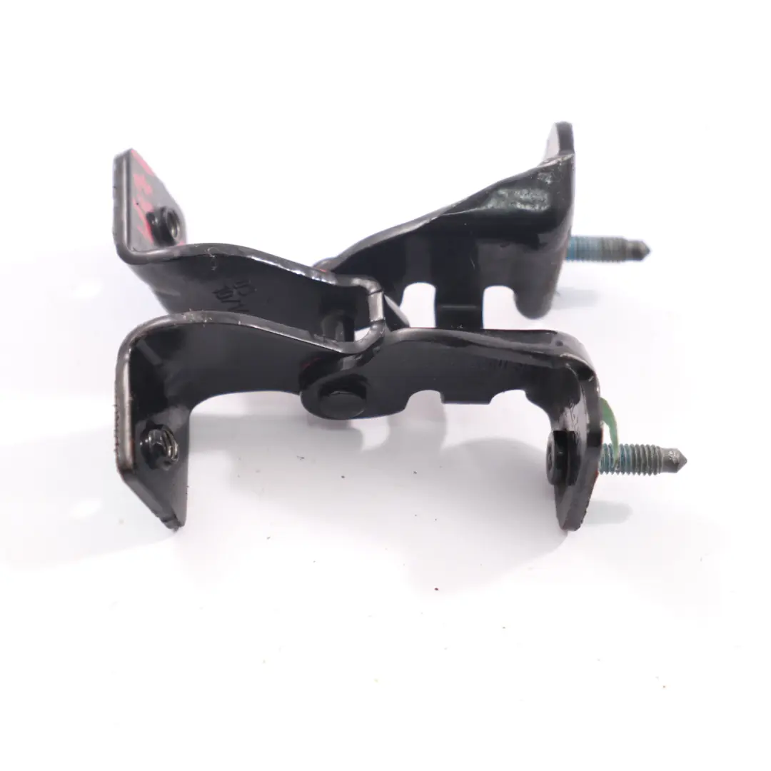 Bisagra Maletero Tapa Trasera Izquierda Kosmos Negro A2467400137 para Mercedes W176 con número de pieza A1767402800 Mercedes W176 Bisagra Maletero Tapa Trasera Izquierda Kosmos Negro A2467400137 - SKU A1767402800-KB - Número de pieza A1767402800