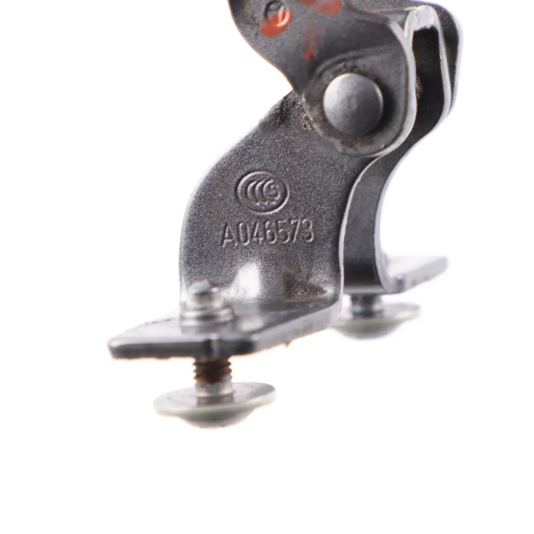 Bisagra Maletero Trasero Izquierdo Gris Mineral B39 para Mercedes W176 con número de pieza A1767402800 Mercedes W176 Bisagra Maletero Trasero Izquierdo Gris Mineral B39 - SKU A1767402800-MG2 - Número de pieza A1767402800