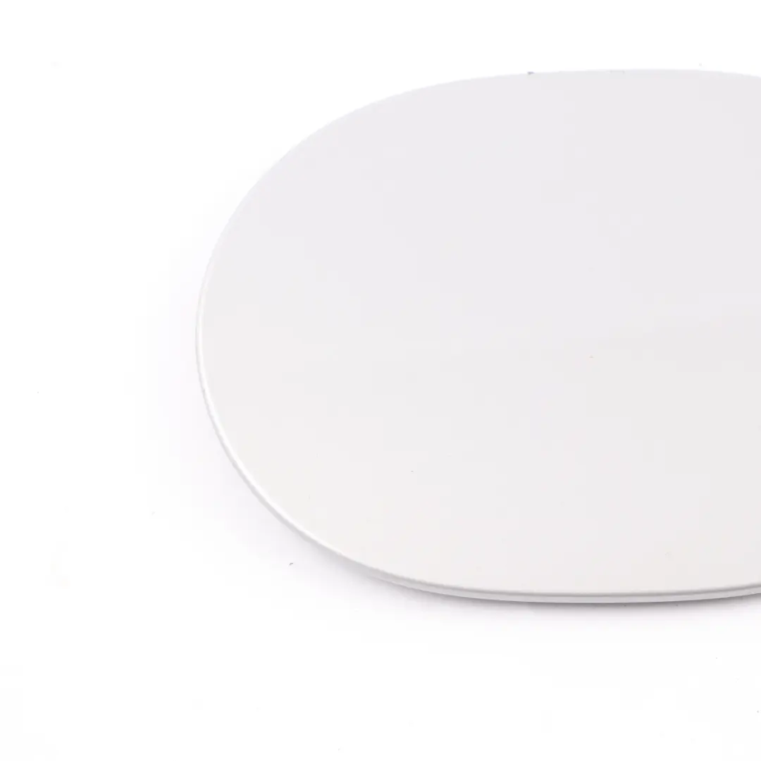 Kraftstoffeinfüllstutzen Klappe Tankdeckel Deckel Polarsilber 761 für Mercedes W176 mit Teilenummer A1767570006 Mercedes W176 Kraftstoffeinfüllstutzen Klappe Tankdeckel Deckel Polarsilber 761 - SKU A1767570006-PLS - Teilenummer A1767570006