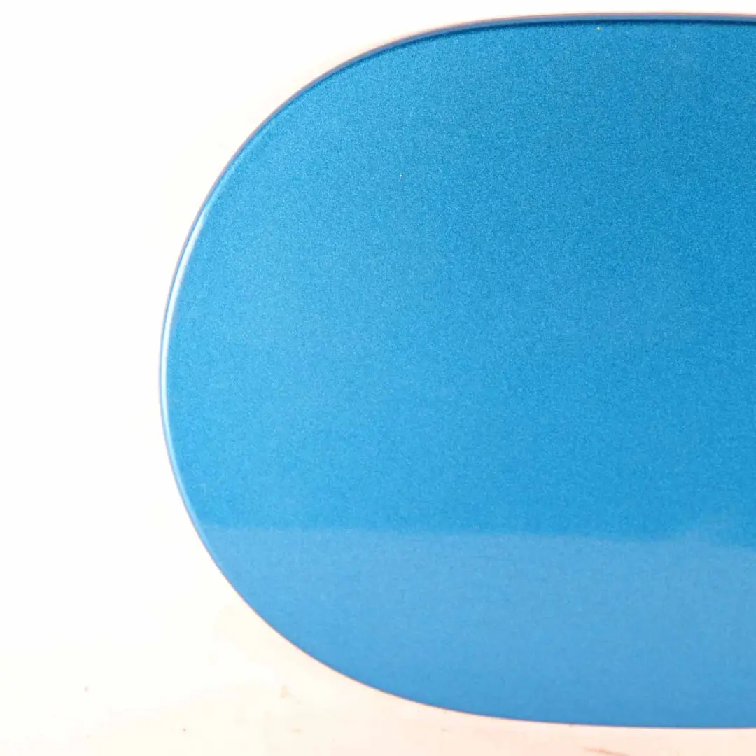 Mercedes W176 Kraftstoffklappe Tankdeckel Abdeckung Südseeblau Metallic 162 - SKU A1767570006-SSB - Teilenummer A1767570006