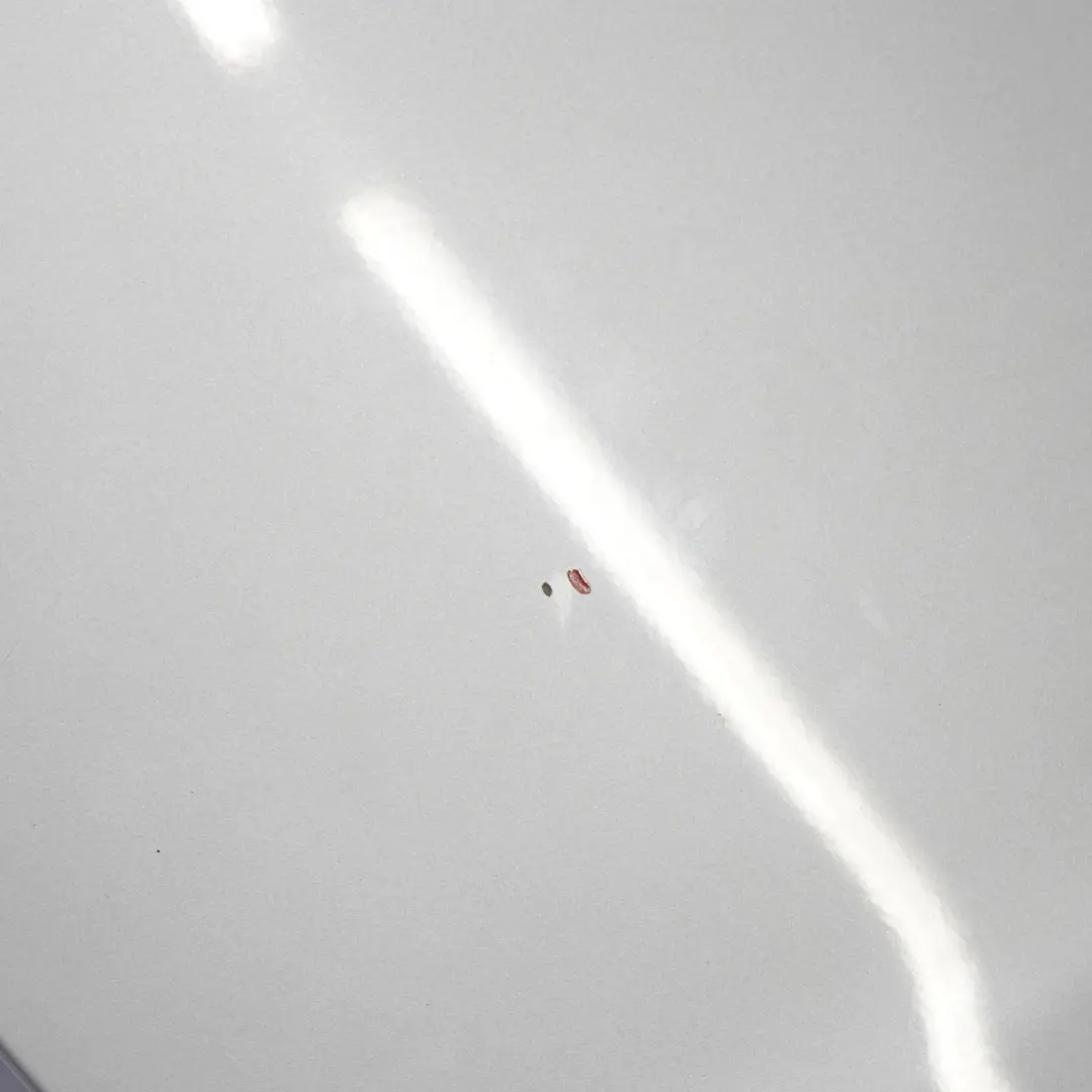 Spojler Klapy Bagażnika Polar Silver Metallic - 761 do Mercedes W176 o numerze A1767900488 Mercedes W176 Spojler Klapy Bagażnika Polar Silver Metallic - 761 - SKU A1767900488-PLS1 - Numer Części A1767900488