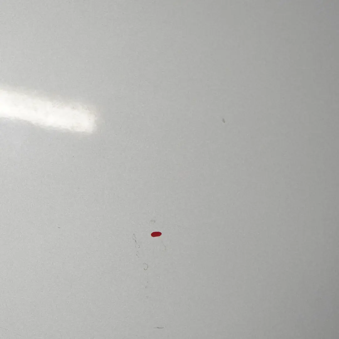 Spojler Klapy Bagażnika Polar Silver Metallic - 761 do Mercedes W176 o numerze A1767900488 Mercedes W176 Spojler Klapy Bagażnika Polar Silver Metallic - 761 - SKU A1767900488-PLS1 - Numer Części A1767900488