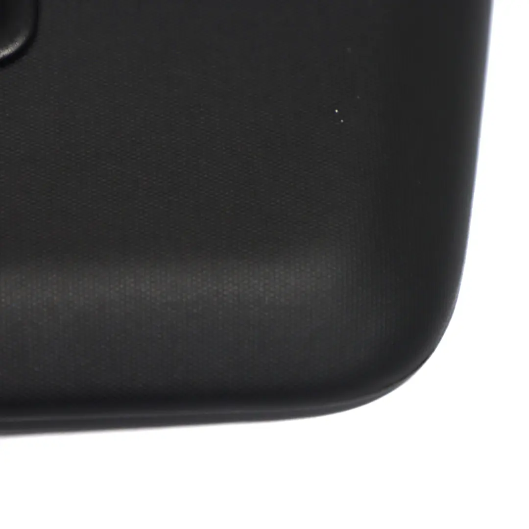 Parasole Mercedes W176 Cover Sinistra Pannello di rivestimento Nero per con numero di parte A1768100110 Parasole Mercedes W176 Cover Sinistra Pannello di rivestimento Nero - SKU A1768100110 - Numero di parte A1768100110