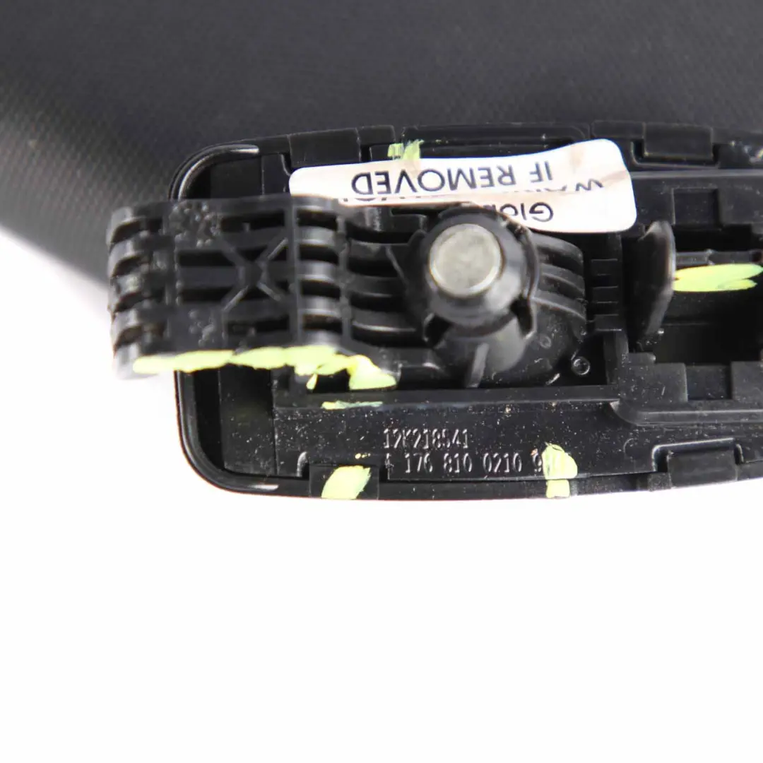  Visera Parasol Mercedes W176 Tapa Derecha Panel Embellecedor Negro - SKU A1768100210 - Número de pieza A1768100210