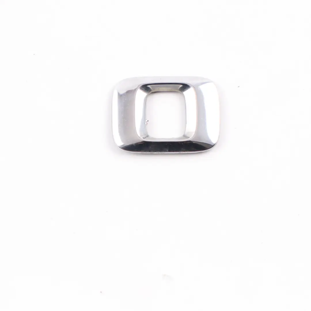 Emblema Lettering Logo distintivo coperchio A200 A1698170515 per Mercedes W169 con numero di parte A1768170615 Mercedes W169 Emblema Lettering Logo distintivo coperchio A200 A1698170515 - SKU A1768170615 - Numero di parte A1768170615