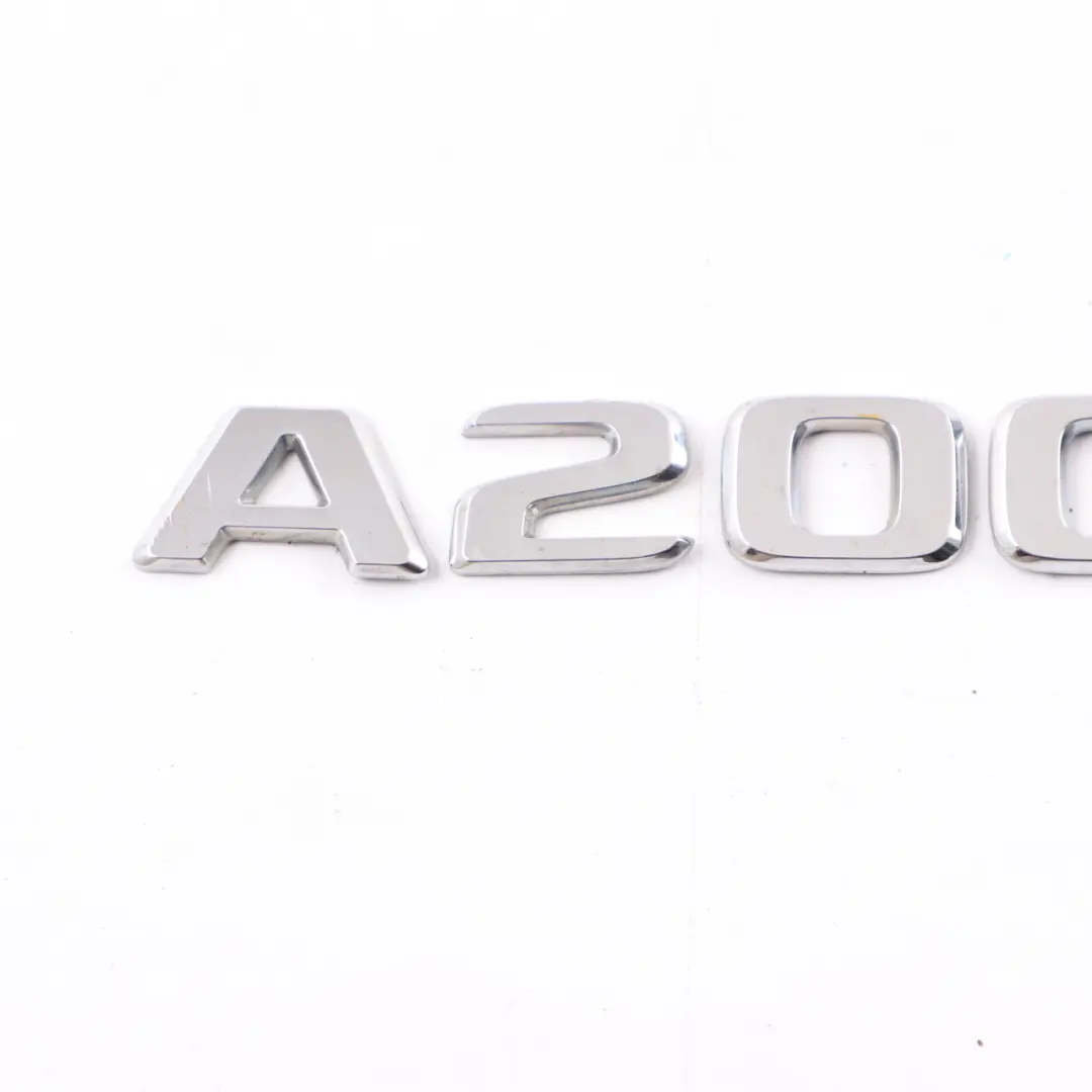 Mercedes W176 Napis Emblemat A200d Klapa Bagażnika Tył - SKU A1768172100 - Numer Części A1768172100