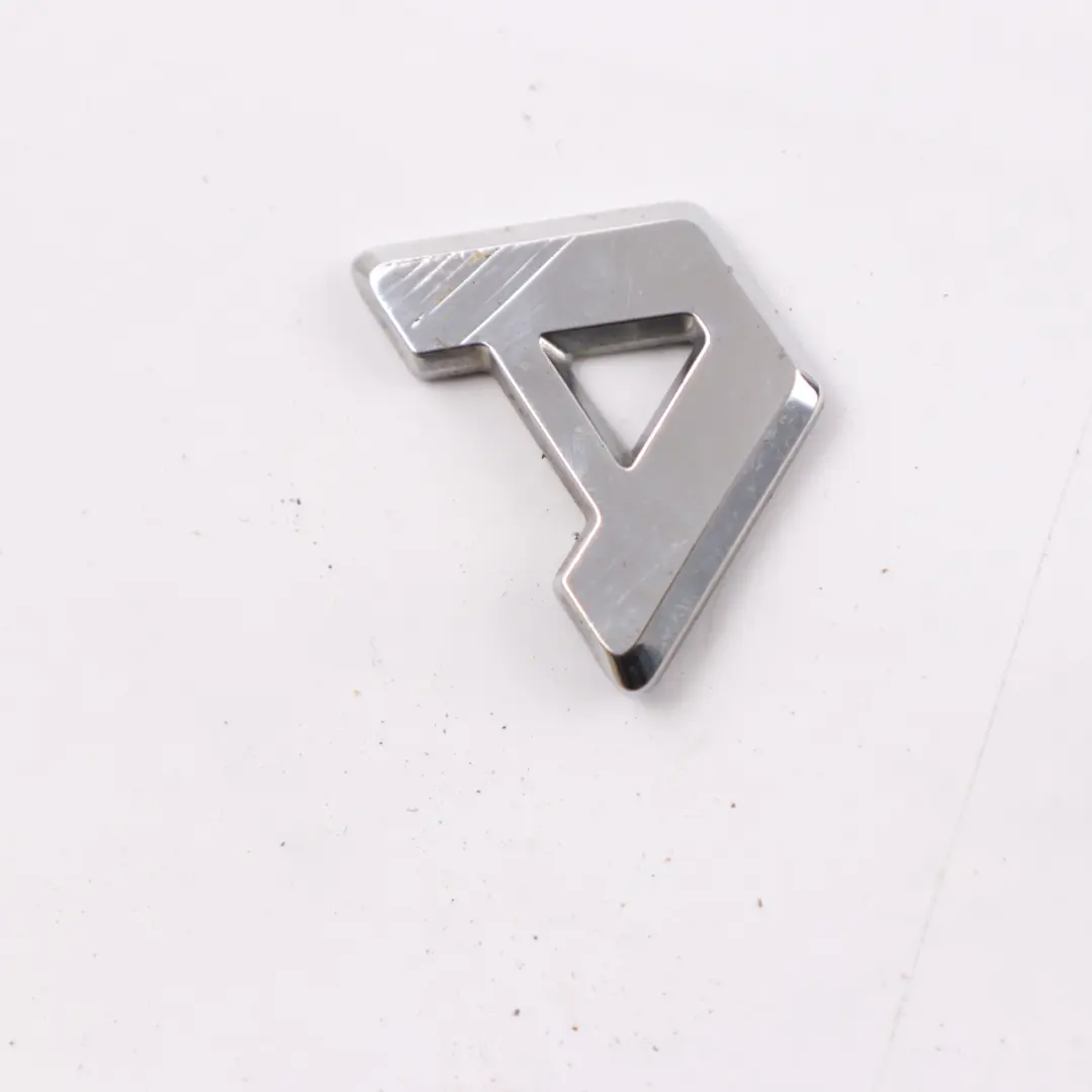 Mercedes W176 Lettrage Emblème A200d Arrière Couvercle hayon collé - SKU A1768172100 - Numéro de pièce A1768172100