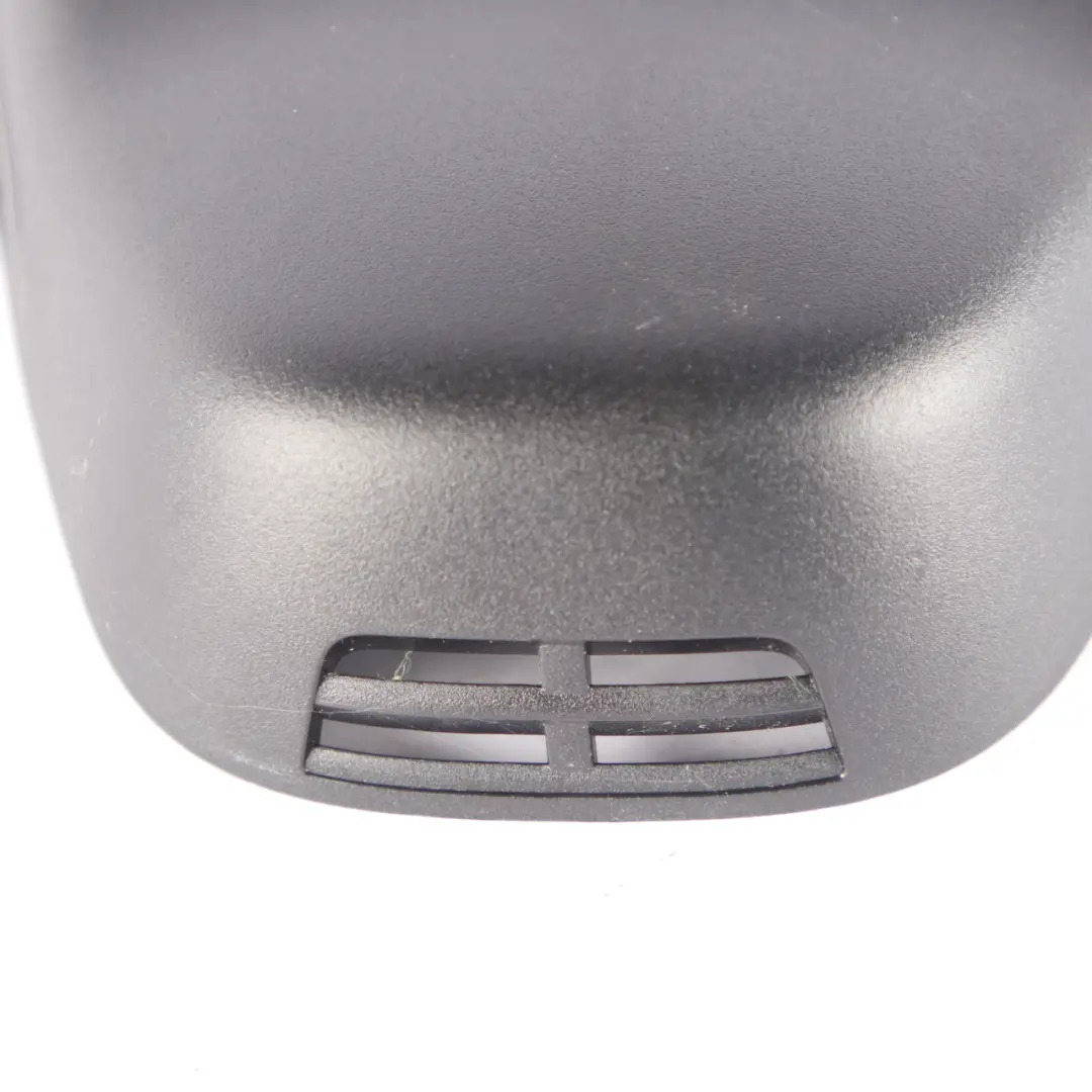 Osłona Wewnętrznego Lusterka Wstecznego do Mercedes W176 o numerze A1768210036 Mercedes W176 Osłona Wewnętrznego Lusterka Wstecznego - SKU A1768210036 - Numer Części A1768210036