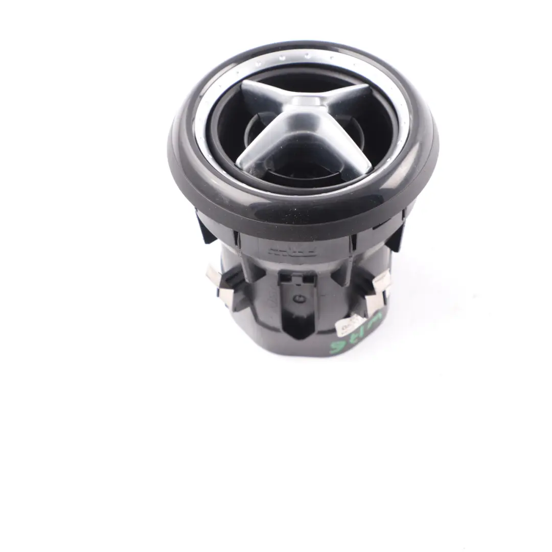 Buse de ventilation centrale du tableau de bord pour Mercedes W176 à propos du numéro de pièce A1768300000 Mercedes W176 Buse de ventilation centrale du tableau de bord - SKU A1768300000 - Numéro de pièce A1768300000