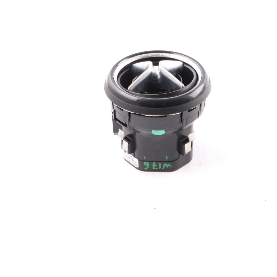Mercedes W176 Salpicadero Ventilación Izquierda Boquilla Ventilación - SKU A1768300100 - Número de pieza A1768300100