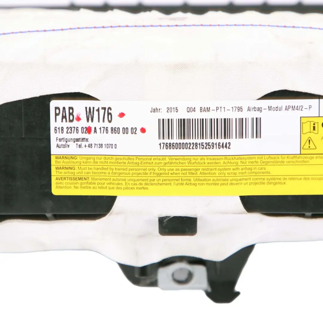Salpicadero Airbag Mercedes W176 Clase Pasajero Unidad Delantera para con número de pieza A1768600002 Salpicadero Airbag Mercedes W176 Clase Pasajero Unidad Delantera - SKU A1768600002 - Número de pieza A1768600002