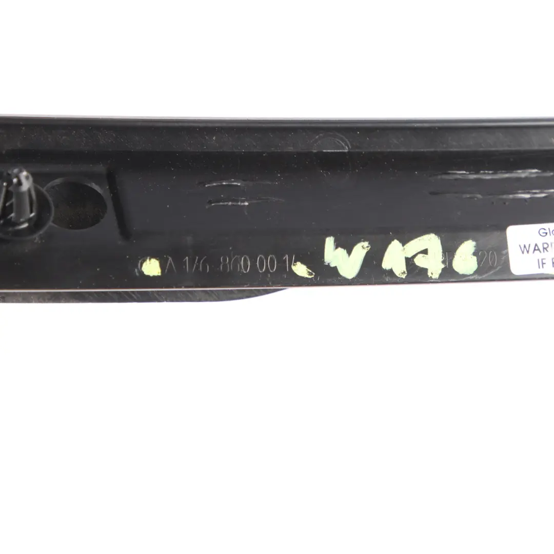 Support tuyau lave-glace Pare-brise Panneau habillage pour Mercedes W176 à propos du numéro de pièce A1768600014 Mercedes W176 Support tuyau lave-glace Pare-brise Panneau habillage - SKU A1768600014 - Numéro de pièce A1768600014