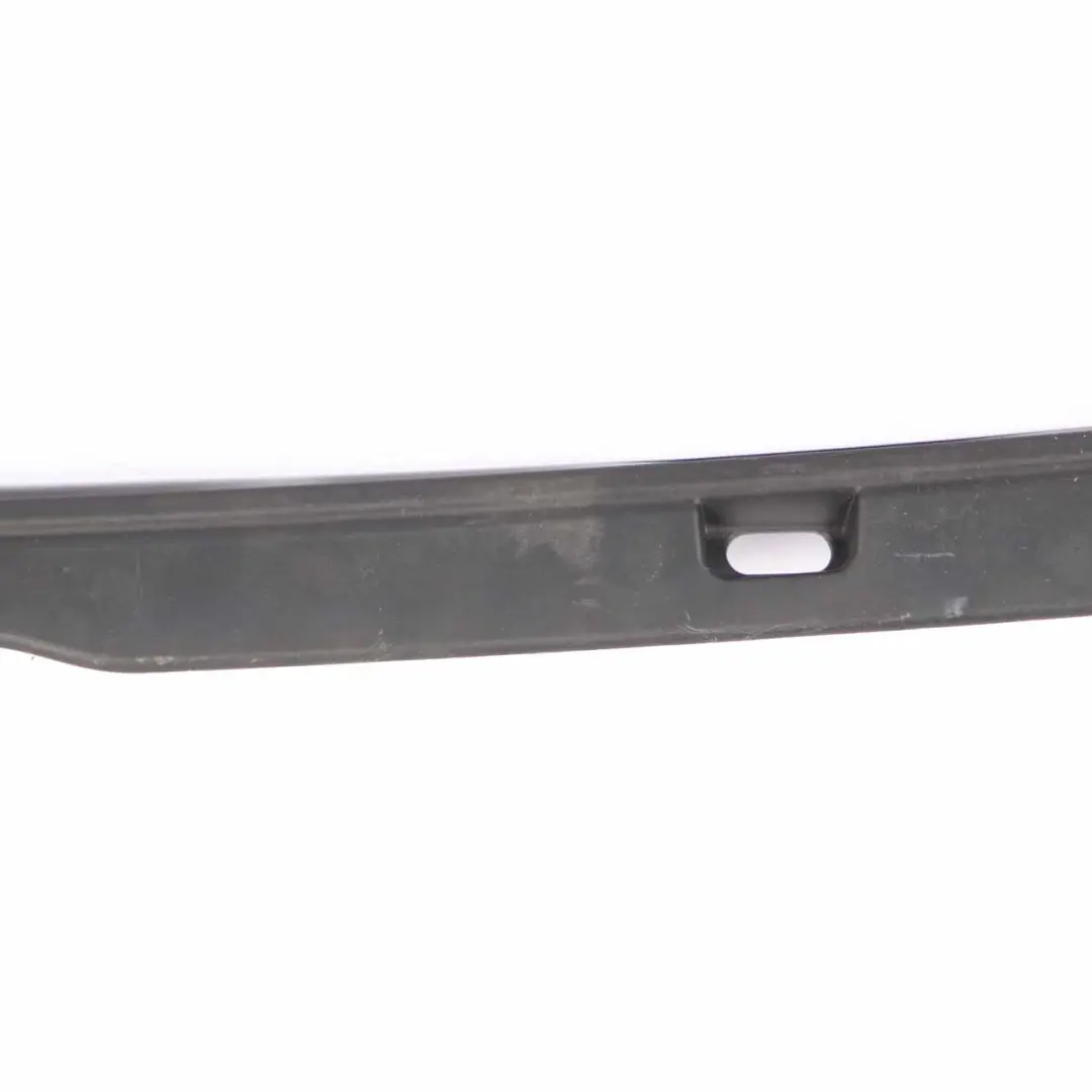 Mercedes W176 Scheibenwaschschlauchhalter Windschutz Scuttle Panel - SKU A1768600014 - Teilenummer A1768600014