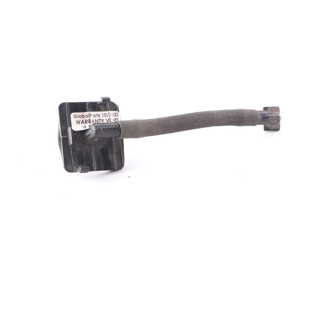 Boquilla Spray Ventana Trasera Lavaparabrisas para Mercedes W176 con número de pieza A1768600047 Mercedes W176 Boquilla Spray Ventana Trasera Lavaparabrisas - SKU A1768600047 - Número de pieza A1768600047