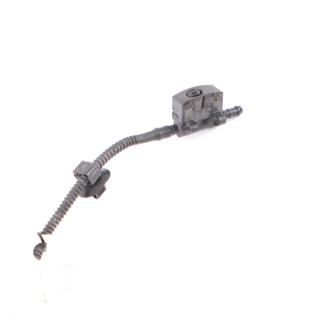 Tubo de chorro del lavaparabrisas Mercedes C117 W176 W246 Boquilla para con número de pieza A1768601292 Tubo de chorro del lavaparabrisas Mercedes C117 W176 W246 Boquilla - SKU A1768601292-1 - Número de pieza A1768601292