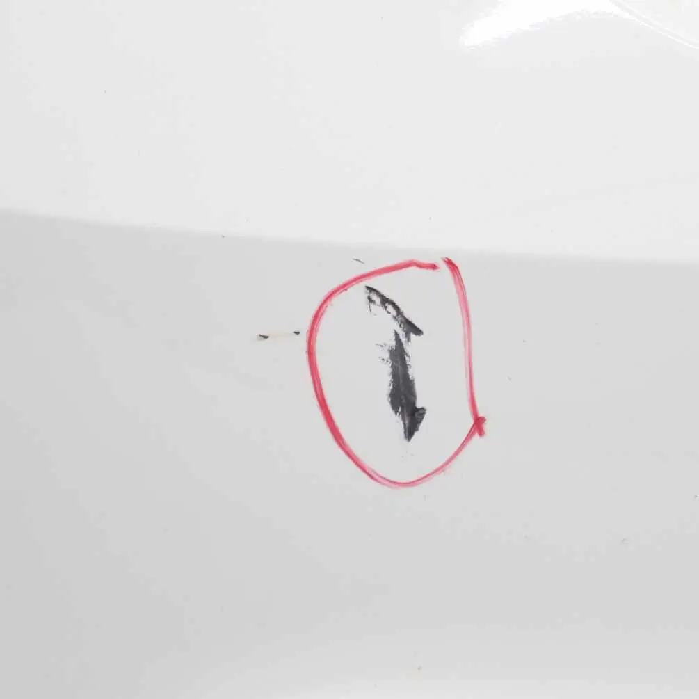 Zderzak Tylny Calcite White - 650 do Mercedes W176 o numerze A1768800000 Mercedes W176 Zderzak Tylny Calcite White - 650 - SKU A1768800000-CW - Numer Części A1768800000