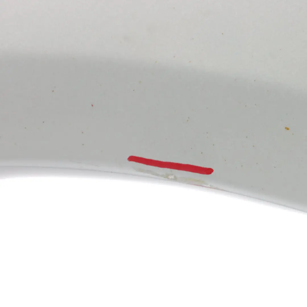 Błotnik Lewy Przedni Skrzydło Polar Silver Metallic - 761 do Mercedes W176 o numerze A1768810101 Mercedes W176 Błotnik Lewy Przedni Skrzydło Polar Silver Metallic - 761 - SKU A1768810101-PLS - Numer Części A1768810101