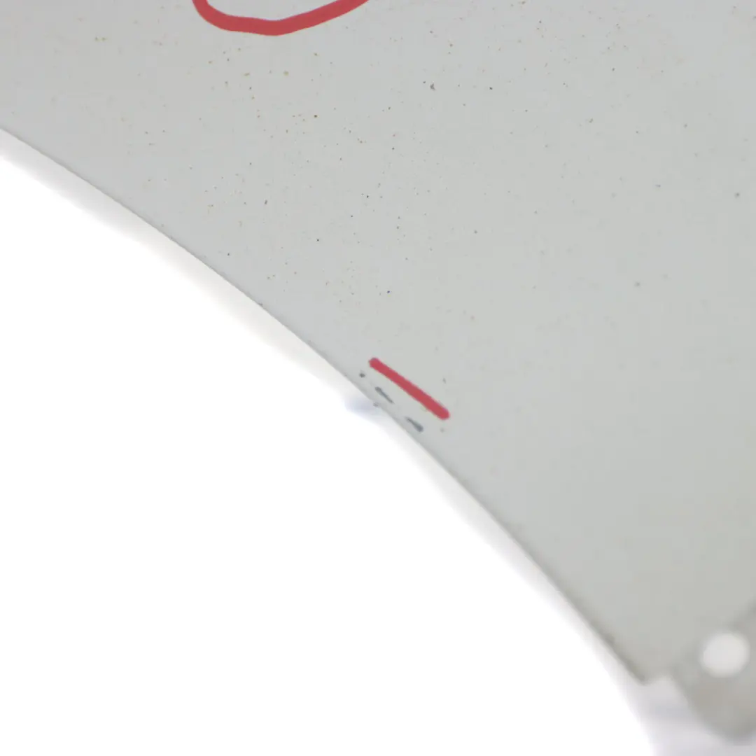 Pannello parafango copertura anteriore sinistro Polar Silver 761 per Mercedes W176 con numero di parte A1768810101 Mercedes W176 Pannello parafango copertura anteriore sinistro Polar Silver 761 - SKU A1768810101-PLS - Numero di parte A1768810101