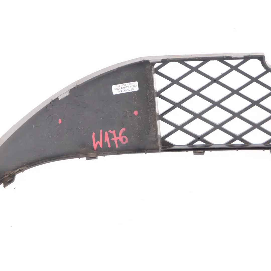 Mercedes W176 Griglia Centrale Inferiore Paraurti Anteriore - SKU A1768850022 - Numero di parte A1768850022