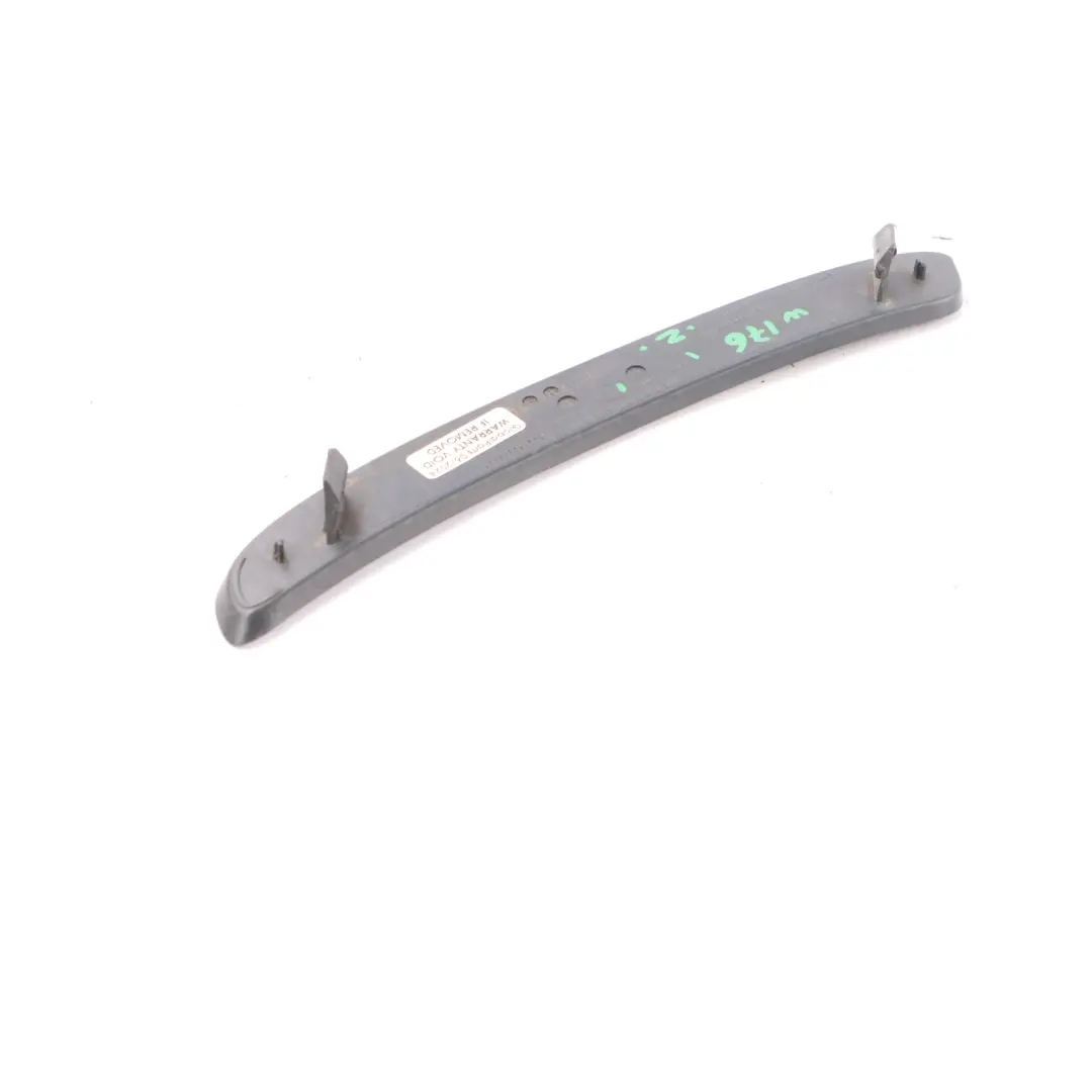 Mercedes W176 AMG Garniture Calandre Gauche Pour Pare-Chocs Arrière - SKU A1768850053 - Numéro de pièce A1768850053