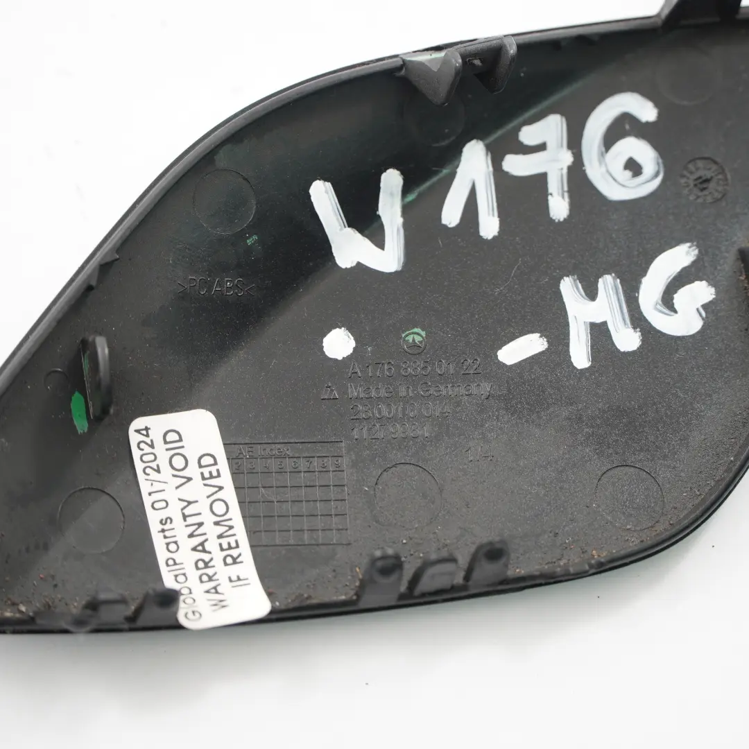 Copertura gancio traino anteriore Grigio Montagna 787 per Mercedes W176 con numero di parte A1768850122 Mercedes W176 Copertura gancio traino anteriore Grigio Montagna 787 - SKU A1768850122-MG - Numero di parte A1768850122